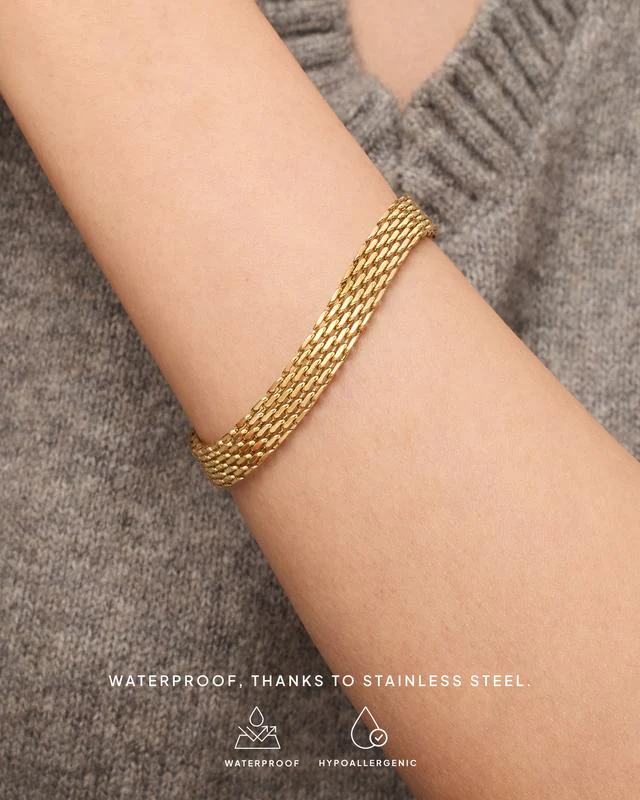 Chunky Chain Bracelet - Image 3
