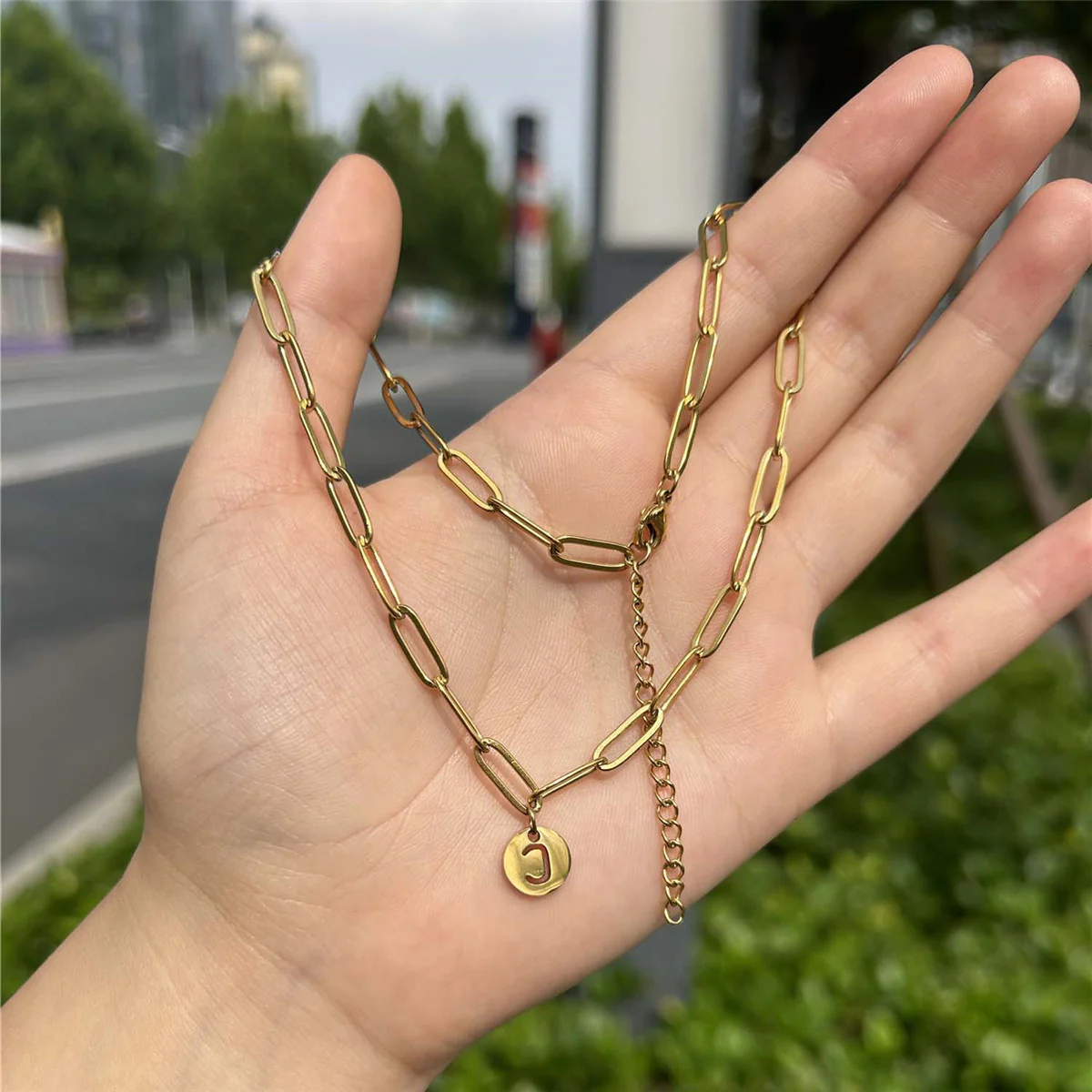 Chunky Initial Pendant Chain Necklace - Image 2