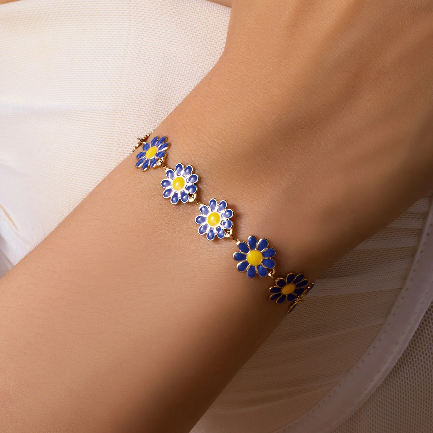 Daisy Chain Enamel Bracelet - Image 6