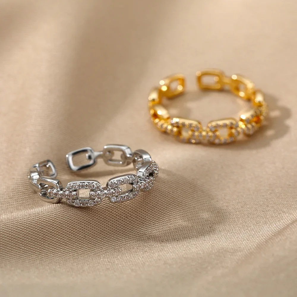 Elegant Twist Chain Ring - Image 4