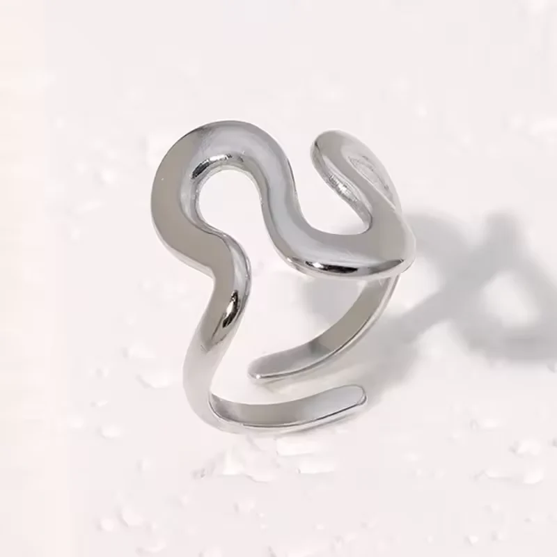 Exaggerated Wave Ring - Image 2