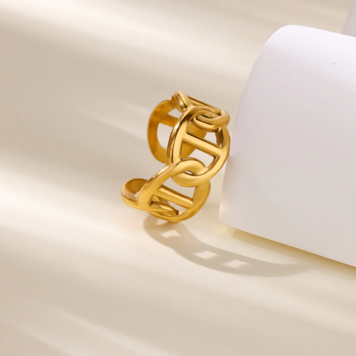 Gold Chain Link Open Ring - Image 3
