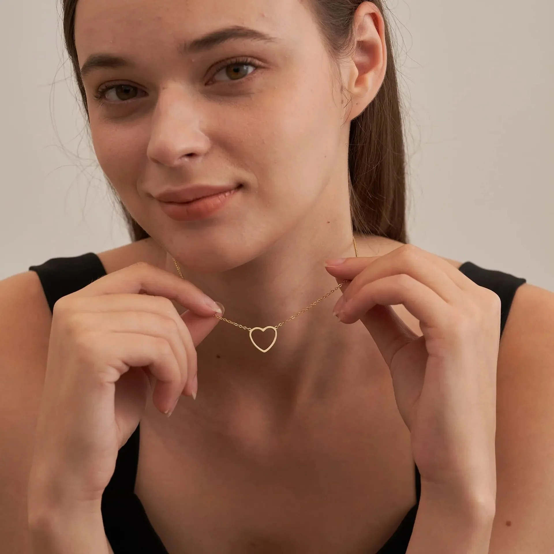 Hollow Heart Necklace - Image 7