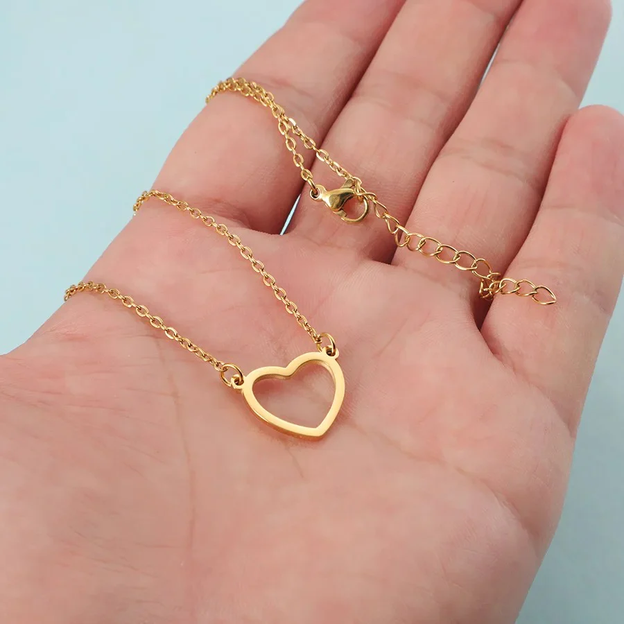 Hollow Love Heart Necklace - Image 4